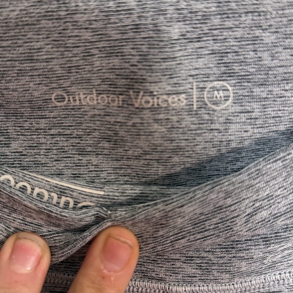 Outdoor Voices Gray & White Colorblock 7/8 Leggings | Low Rise | Size Medium - Picture 5 of 6